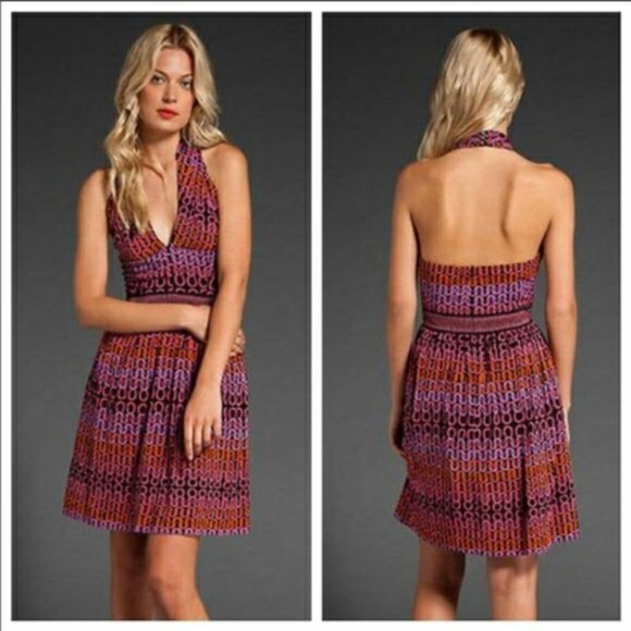 Trina Turk Dresses & Skirts - 🌷Trina Turk Campania Loop Halter Dress🌷